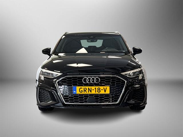 Audi A3 SPORTBACK 40 204pk TFSI e S-Line Parkeerhulp achter | Adaptive cruise control | MMI navigatie plus MMI touch