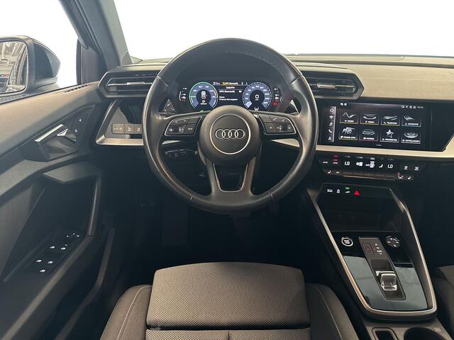 Audi A3 SPORTBACK 40 204pk TFSI e S-Line Parkeerhulp achter | Adaptive cruise control | MMI navigatie plus MMI touch