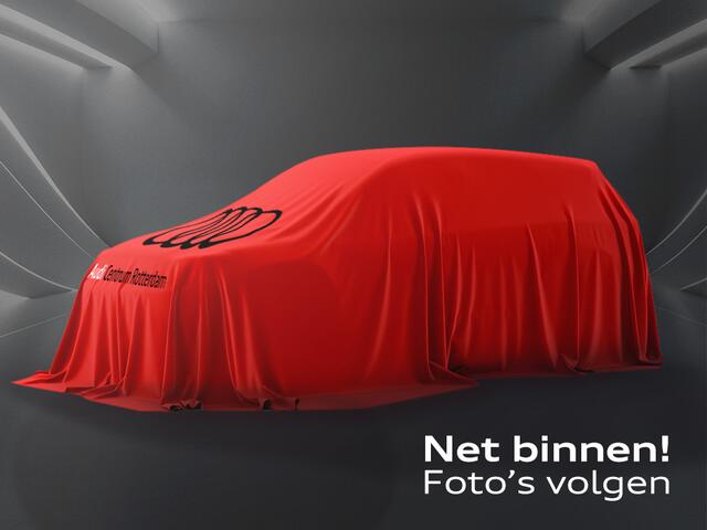 Audi A3 SPORTBACK 30 TFSI S edition | Parkeerasisstent | Navigatie Plus | Virtual cockpit Plus | Parkeersensoren | Optiek zwart Plus | CarPlay | Dynamische knipperlichten |