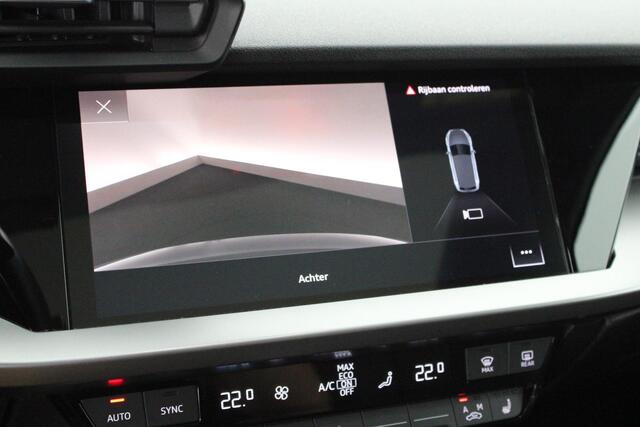 Audi A3 SPORTBACK 40 TFSI e Business edition S-Line 204 pk Panoramadak Camera LED Stoelverwarming