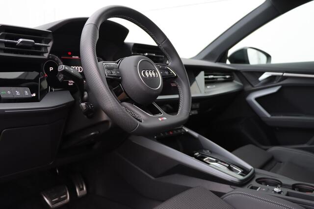 Audi A3 SPORTBACK 35 TFSI S edition 150pk S-Tronic