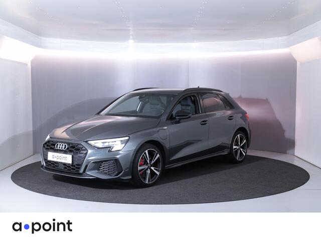 Audi A3 SPORTBACK 45 TFSI e S edition 245 pk S-tronic | Navigatie | Parkeersensoren (Park assist) | Adaptieve cruise control | Matrix LED koplampen | S-Line |