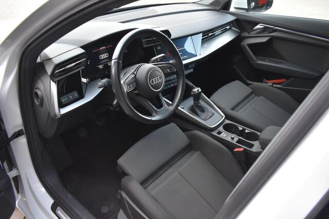 Audi A3 SPORTBACK 30 TDI Advanced edition