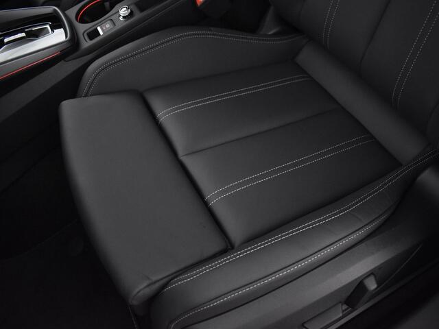 Audi A3 SPORTBACK Advanced edition 40 TFSI e 204 PK · Lederen bekleding · Comfortsleutel · 18" LM Velgen · Assist. Driving + Parking plus