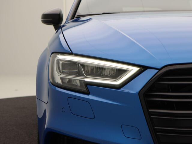 Audi A3 SPORTBACK 35 TFSi 150 Pk Automaat S-Line | Trekhaak | Panorama Dak | Sensoren | LED | Adaptive Cruise | Privacy Glass | Bluetooth | Navigatiesysteem | 18 Inch | 107.708 Km!!
