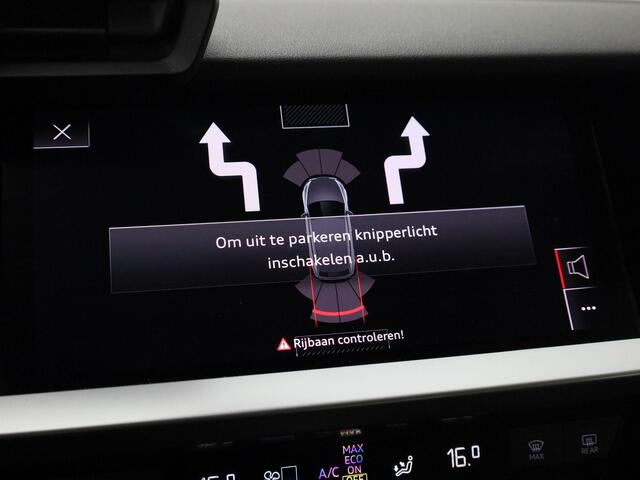 Audi A3 SPORTBACK 35 TFSI/150PK Advanced · Navigatie · Stoelverwarming · Parkeersensoren