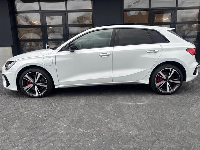 Audi A3 SPORTBACK 45 TFSI e S-line Competition