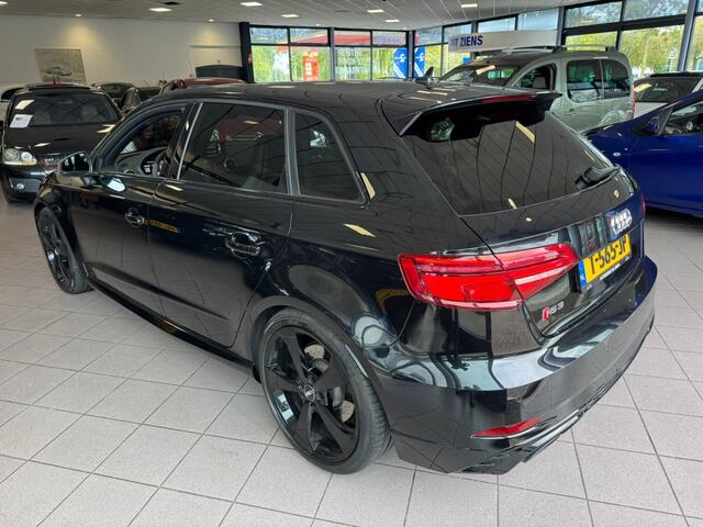 Audi A3 SPORTBACK 2.5 TFSI RS3 quattro APK 7-26 400PK BJ 2017 !!!