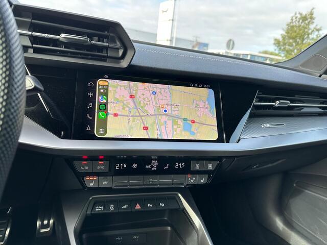 Audi A3 SPORTBACK 45 TFSI e S edition Competition | Zwart optiek | 18" | LED | Audi Sound | Ambiënt Lighting