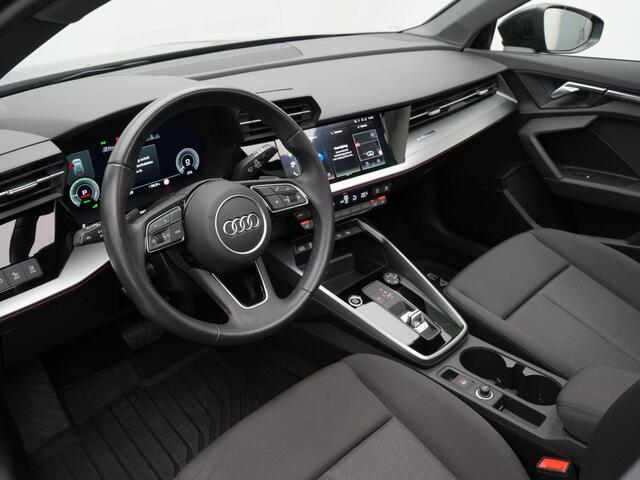 Audi A3 SPORTBACK 40 TFSI e 204 pk S-tronic Advanced edition | Panoramadak | Standkachel | Stoelverwarming | LED | Cruise Control | Park Assist | 18 inch