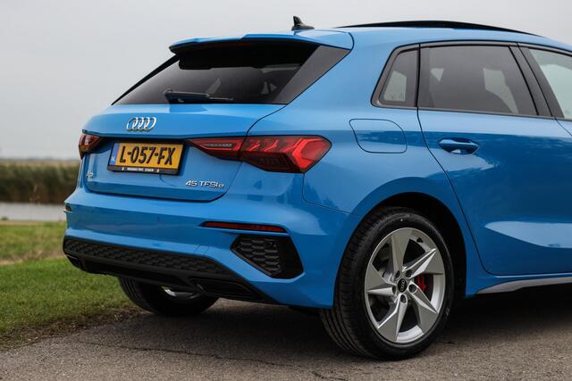 Audi A3 SPORTBACK 45 TFSI e S-Line Competition 245PK ? Pano ? LED ? ACC