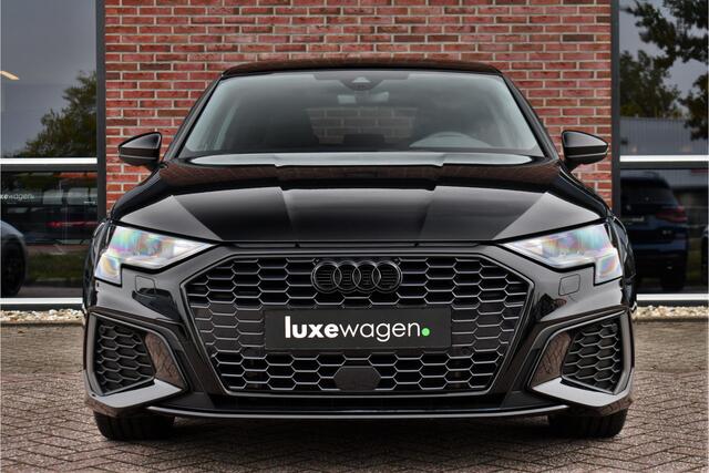 Audi A3 SPORTBACK 40 TFSI e S-Line Pano ACC S-zetels 18inch