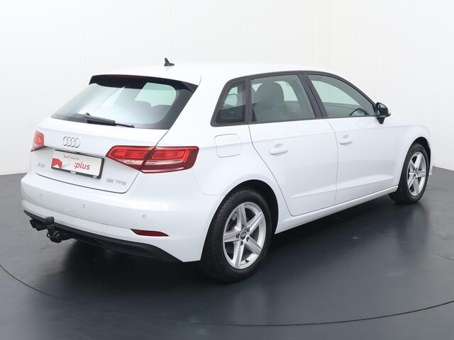 Audi A3 SPORTBACK 35 TFSI CoD Pro Line | 150 PK | Trekhaak | Achteruitrijcamera | Adaptive cruise control | Automaat |