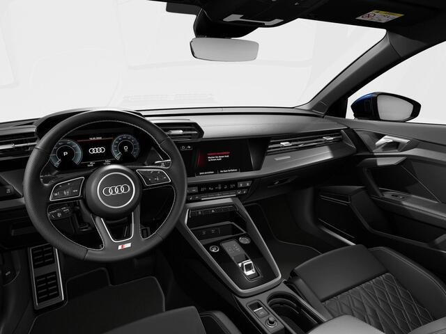 Audi A3 SPORTBACK 40 TFSI e S-line 204pk | Leder fijnnappa S-logo ruitpatroon | Navigatie | Adaptive cruise contole | Stoelverwarming