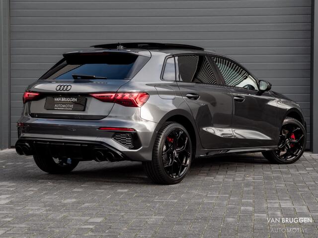Audi A3 SPORTBACK 30 TFSI S-Line Pano RS-Stoelen Sfeer Standkachel