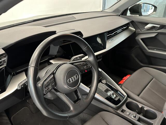 Audi A3 SPORTBACK 35 TFSI S edition S-line Full-led Navigatie CruiseControl 18LMV