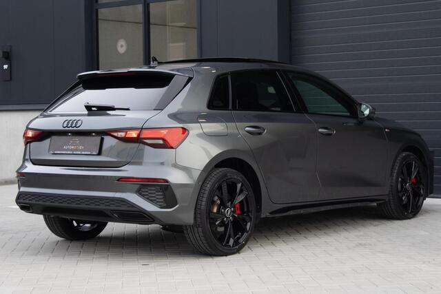 Audi A3 SPORTBACK 45 TFSI e S edition Competition Pano Parkeerhulp S line Carplay