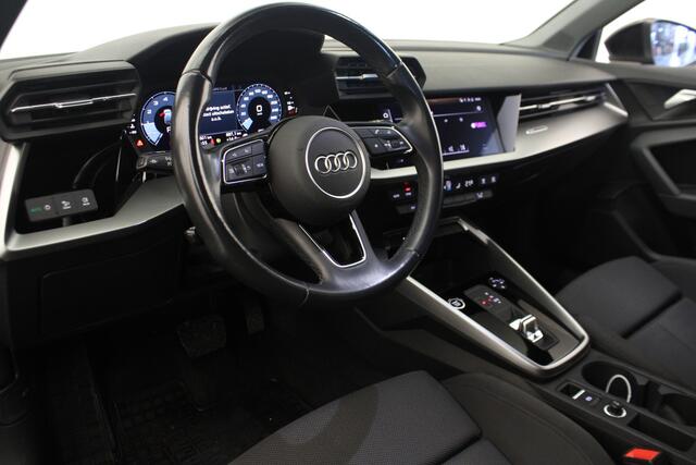 Audi A3 SPORTBACK 30 TFSI Business edition