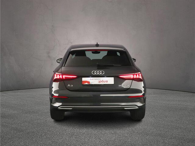 Audi A3 SPORTBACK 30 TFSI Advanced edition | Carplay | Full-Led | Cruise control | Parkeerhulp |