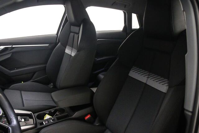 Audi A3 SPORTBACK 30 TFSI Advanced edition | Carplay | Full-Led | Cruise control | Parkeerhulp |
