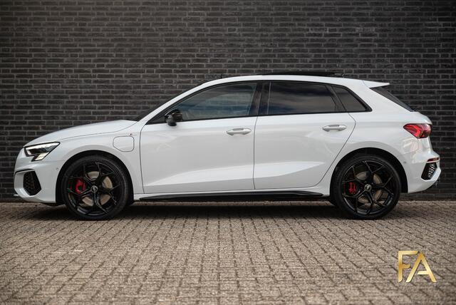 Audi A3 SPORTBACK 45 TFSI e S Line Competition Panodak|RSseats|Sfeer|Headup|Massage|19Inch