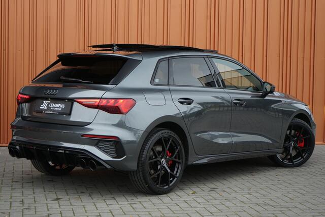 Audi A3 SPORTBACK 45 TFSI e S-line 245PK Panodak LED ACC Carplay 19" BTW
