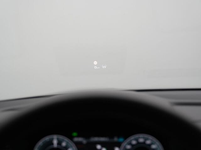 Audi A3 SPORTBACK 45 TFSI e 272 pk S-tronic S edition Competition / S-Line | Matrix LED | Head-up display | Sonos | Elektr. verstelbare stoel | Leder/alcantara