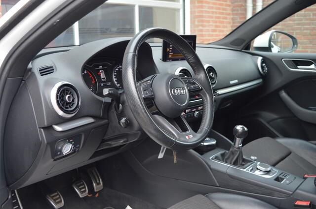 Audi A3 SPORTBACK 1.0 TFSI | S-Line - CARPLAY - NAVI