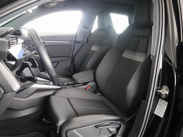 Audi A3 SPORTBACK 30 TFSI Business edition 110 PK S-Tronic | Navigatie | Parkeersensoren | LED koplampen |