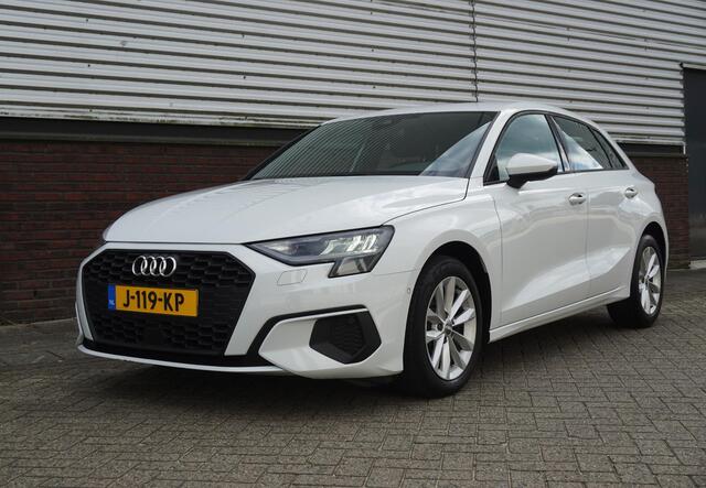 Audi A3 SPORTBACK 35 TFSI150PK/Digitaal Dashboard/Camera/Automatisch inparkeer hulpsysteem.
