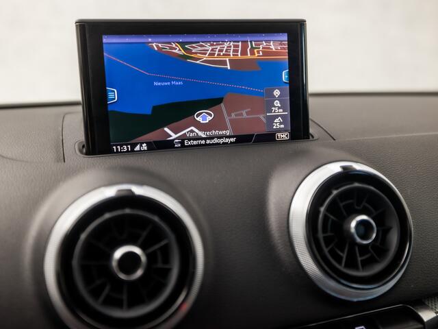 Audi A3 SPORTBACK 1.4 e-tron Sport 204Pk Automaat (GROOT NAVI, CLIMATE, STOELVERWARMING, LEDER, SPORTSTOELEN, GETINT GLAS, KEYLESS, PARKEERSENSOREN, NIEUWSTAAT)