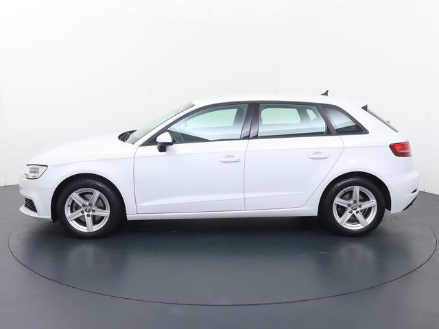 Audi A3 SPORTBACK 35 TFSI CoD Pro Line | 150 PK | Trekhaak | Achteruitrijcamera | Adaptive cruise control | Automaat |