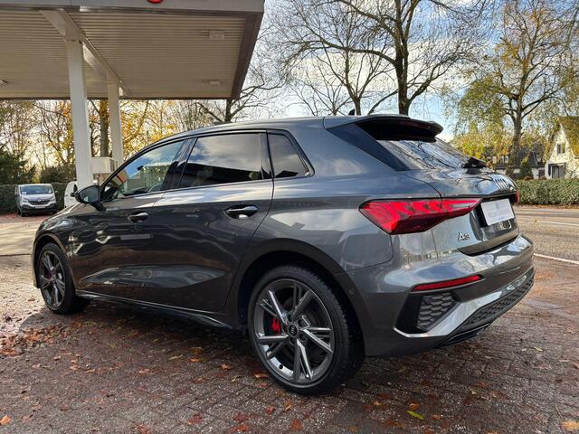 Audi A3 SPORTBACK 45 TFSI e S edition Competition Aut. Virtual Navi Full Led Stoelverwarming 18"