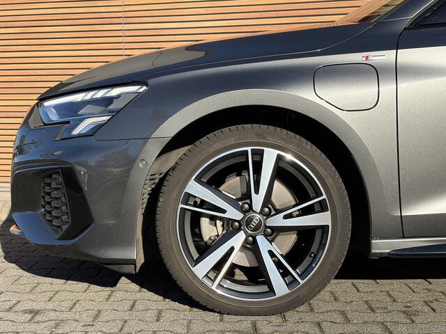 Audi A3 SPORTBACK 40 TFSI e S-Line Panodak / Adapt. Cruise / Elektrische Klep / 19 Inch / Carplay