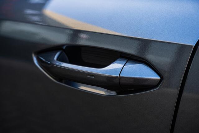 Audi A3 SPORTBACK 40 TFSI e Business edition 2X S-line / ACC / RS Stoel / MATRIX / DEALER ONDERHOUDEN / ELEKTRISCHE ACHTERKLEP / DEALER ONDERHOUDEN / GARANTIE