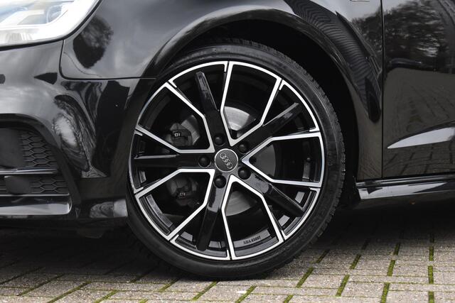 Audi A3 SPORTBACK 35 TFSI S-Line | Orig. NL | 18'' Wielen | Stoelverwarming | 3X S-Line | DAB |