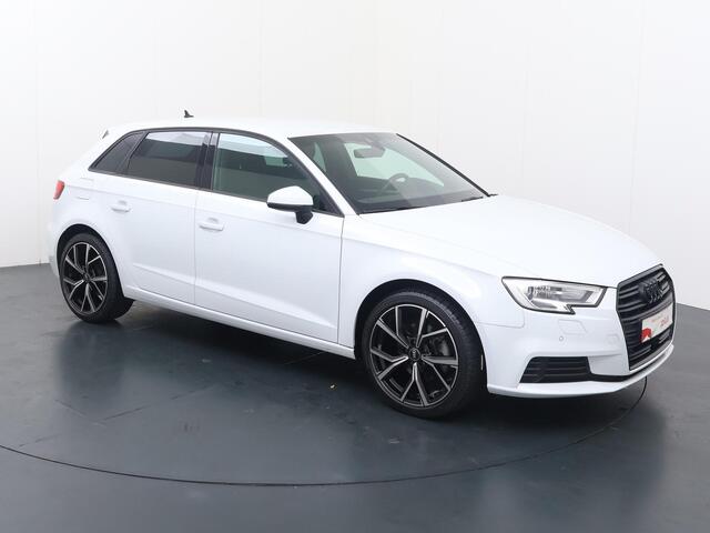 Audi A3 SPORTBACK 35 TFSI CoD Pro Line | 150 PK | Trekhaak | Achteruitrijcamera | Adaptive cruise control | Automaat |