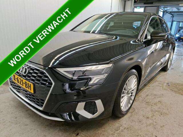 Audi A3 SPORTBACK 30 TFSI Business edition 5Drs./ Virtual cockpit / Airco-ecc./ Navigatie / Pdc./ Xenon / Radio multimedia / Apk 11-2026