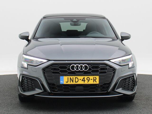 Audi A3 SPORTBACK 45 TFSi e 245 Pk Automaat S-Line | Panoramadak | Full LED | B&O Audio | Leder | Adaptive Cruise | Stoelverwarming | Navigatie | Camera | 17 Inch | 63.543 Km!!