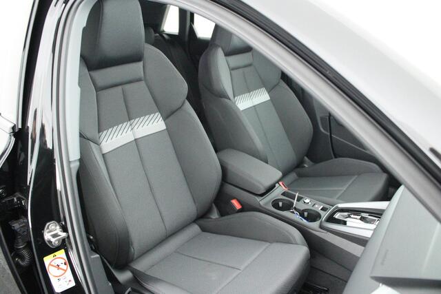 Audi A3 SPORTBACK 45 TFSI e 272pk S-Line Keyless Virtual Cockpit Panoramadak Navigatie