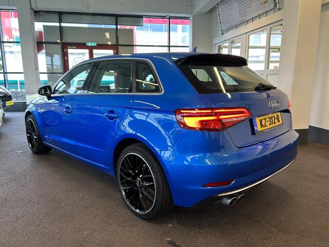 Audi A3 SPORTBACK 1.4 TFSI Pro S-Line Automaat | Digital dashboard | Adaptieve cruise control | Apple carplay | Climate control | Half-Lederen bekleding | Navigatie | Matrix LED