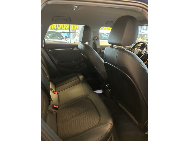 Audi A3 SPORTBACK 1.4 TFSI Pro S-Line Automaat | Digital dashboard | Adaptieve cruise control | Apple carplay | Climate control | Half-Lederen bekleding | Navigatie | Matrix LED
