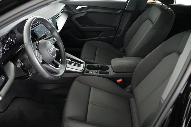 Audi A3 SPORTBACK 35 TFSI Advanced edition / LED / Navi / CarPlay / ACC / DAB