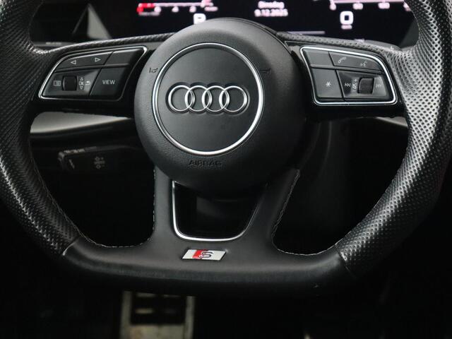 Audi A3 SPORTBACK 35 TFSI S edition | Stoelverwarming | Carplay | Navigatie | Half leder | Sportstoelen | Full LED | Audi Sound | Virtual Cockpit | Climate control | Parkeerhulp | DAB | Bluetooth | S Line