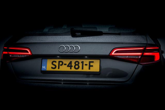 Audi A3 SPORTBACK 1.0 TFSI Sport 3 x S Line | Edition | Automaat | 2e Eign | NED Auto | N,Model | | Clima | Pdc | Navi | Sport stoelen | LED-koplampen | Sport Stuur |