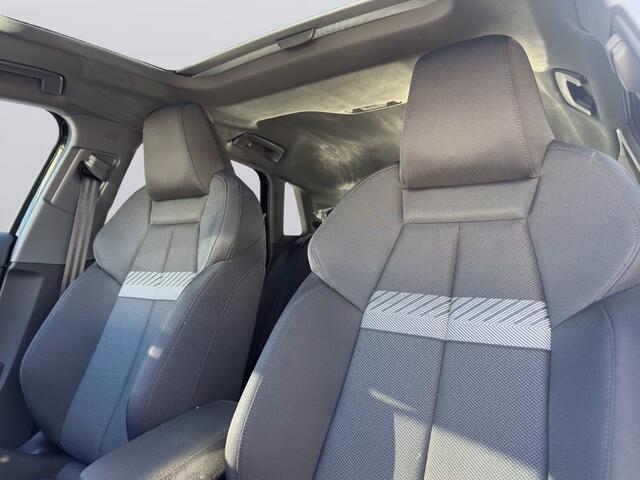 Audi A3 SPORTBACK 45 TFSI e S-LINE (200kW/272pk) ** LED, VIRTUAL, PANORAMA, ELECTR. BED. ST, PRIVACY, 18-inch ** UNFALLFREI - ¤ 14.300,= onder NP ** ** INFORMEER OOK NAAR ONZE AANTREKKELIJKE FINANCIAL-LEASE TARIEVEN **