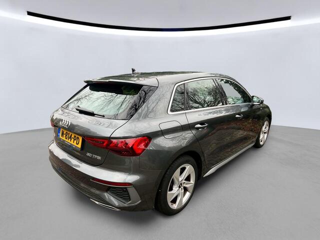 Audi A3 SPORTBACK 30 TFSI 110PK S edition / LED / Navigatie / Climate-control / Parkeersensoren achterzijde / 17'' LMV