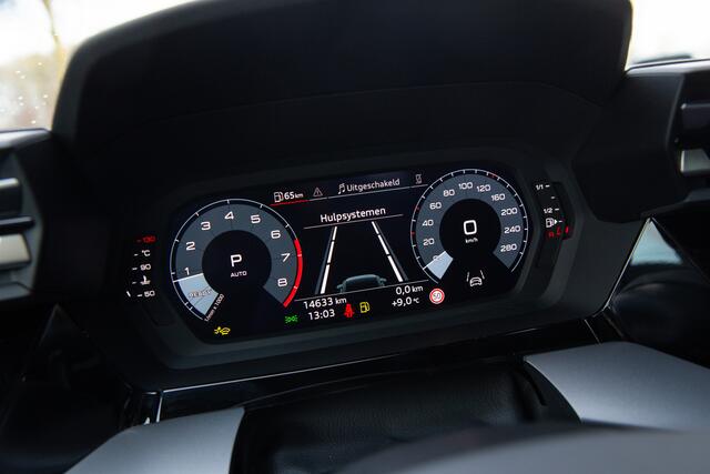 Audi A3 SPORTBACK 35 TFSI S edition , Panoramadak, Sonos audio, Adap. cruise, Sfeerverlichting