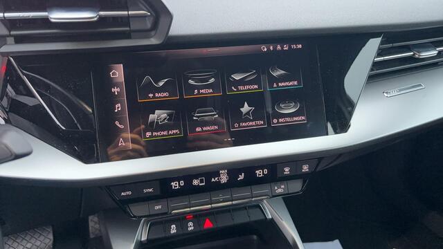Audi A3 SPORTBACK 30 TFSI Advanced edition AUTOMAAT / TREKHAAK / FULL LED / CARPLAY / DAB+ / ACC VOORBEREID / NAVI / CLIMA / PDC / BLUETOOTH / NL-AUTO