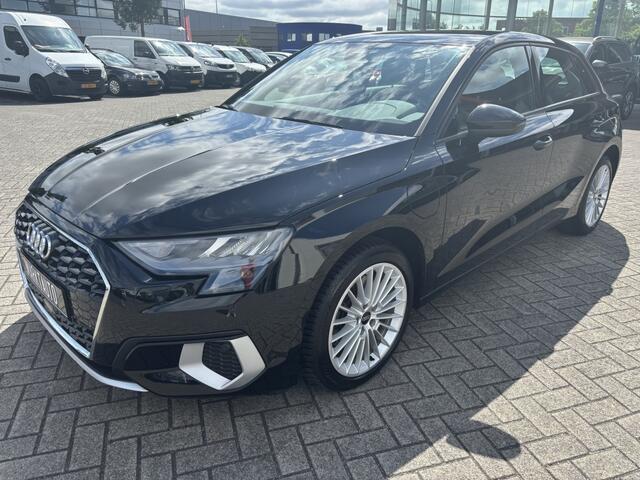 Audi A3 SPORTBACK 40 TFSI e Adv edit. Carplay Navi Cruise Keyless Pdc